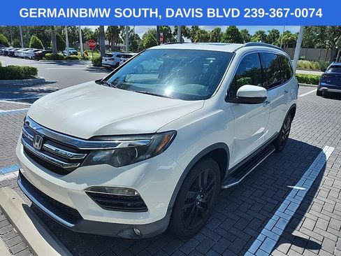 Used 2017 Honda Pilot Elite image 1