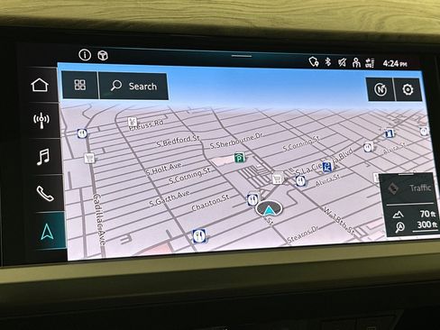 Used 2023 Audi Q4 e-tron Premium Plus w/ Premium Plus image 18