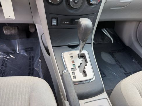 Used 2010 Toyota Corolla LE w/ All Weather Guard Pkg FWD image 14
