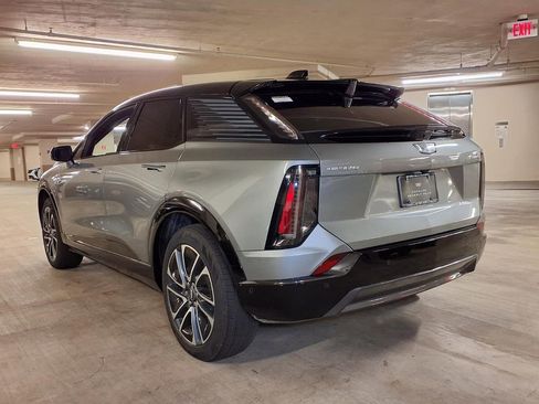 New 2026 Cadillac Optiq Sport 1 AWD/4WD image 10