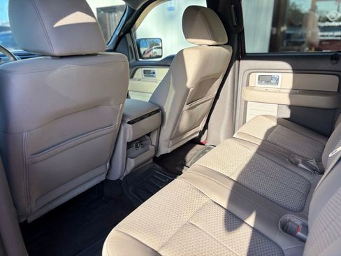 Used 2010 Ford F150 XLT image 18