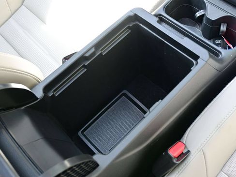 Used 2024 Honda CR-V EX-L image 28