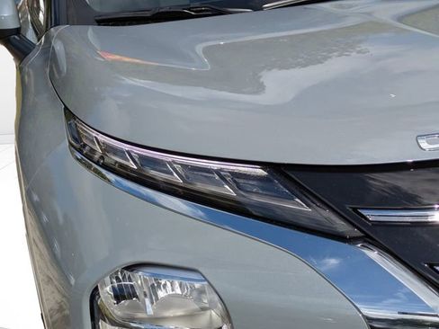 New 2026 Mitsubishi Outlander SE image 10