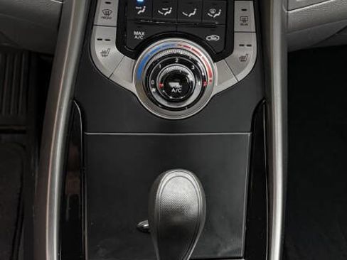 Used 2013 Hyundai Elantra GLS w/ Preferred Pkg image 8