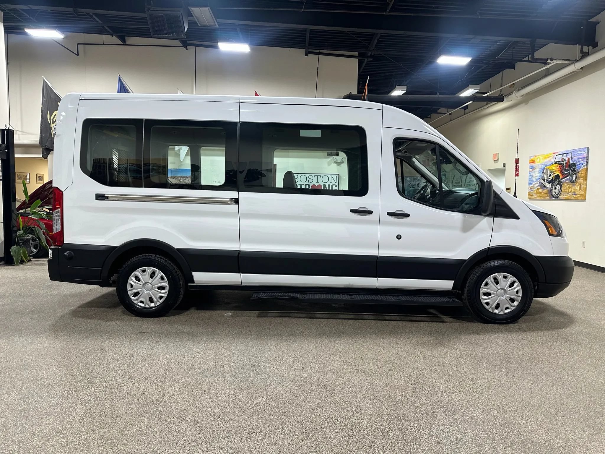 Used 2019 Ford Transit 350 XL RWD image 8