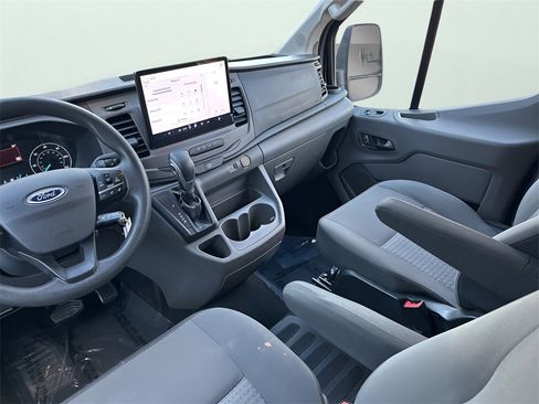 Used 2022 Ford Transit 350 XLT image 12