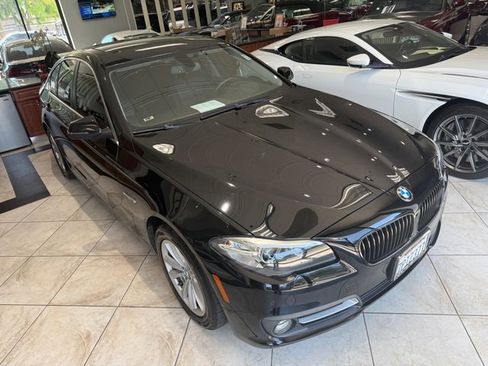 Used 2015 BMW 528i Sedan image 3