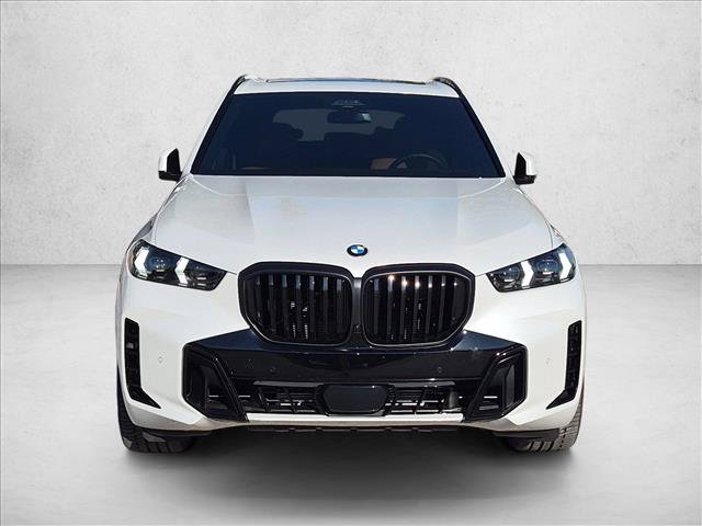Certified 2026 BMW X5 xDrive40i w/ M Sport Package AWD/4WD image 2