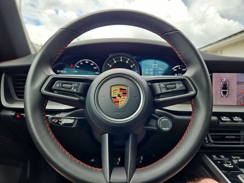 Used 2021 Porsche 911 AWD/4WD image 32