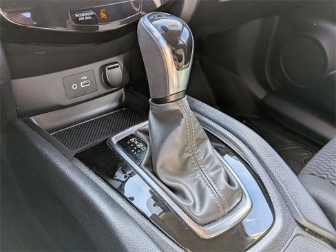 Certified 2021 Nissan Rogue Sport S image 18