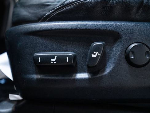 Used 2016 Toyota 4Runner Limited image 23