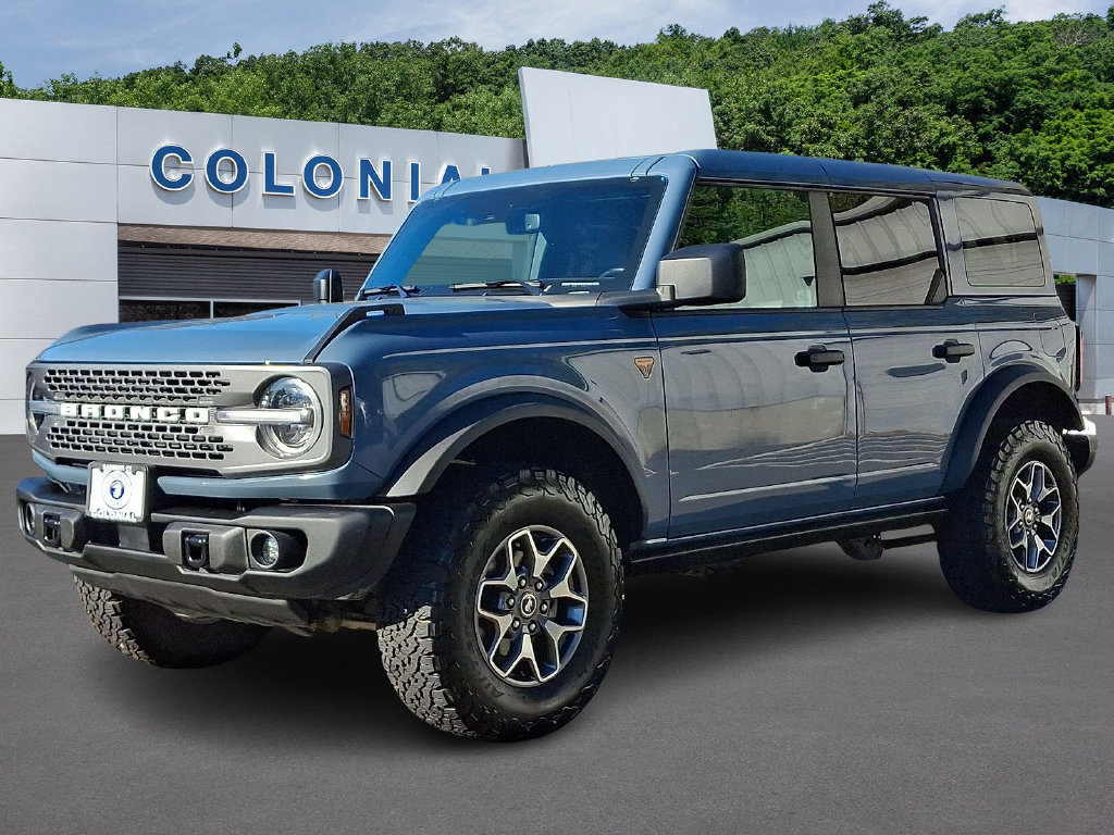 Certified 2025 Ford Bronco Badlands AWD/4WD image 3