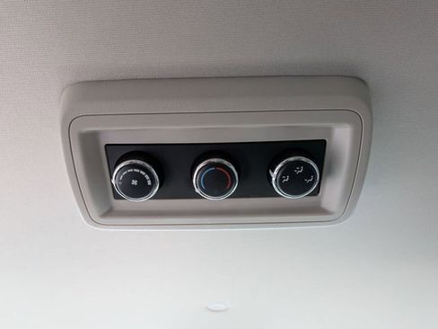 Used 2016 Dodge Grand Caravan SE w/ Quick Order Package 29E SE FWD image 28