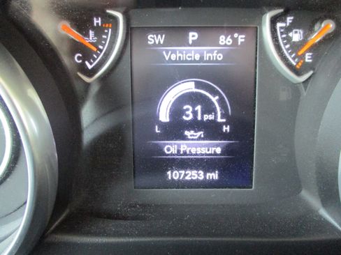 Used 2018 Jeep Wrangler Unlimited Sport S AWD/4WD image 25
