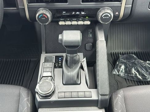 New 2026 Toyota Tacoma SR5 AWD/4WD image 31