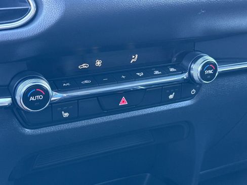 Used 2024 MAZDA CX-30 AWD 2.5 S w/ Preferred Package image 22