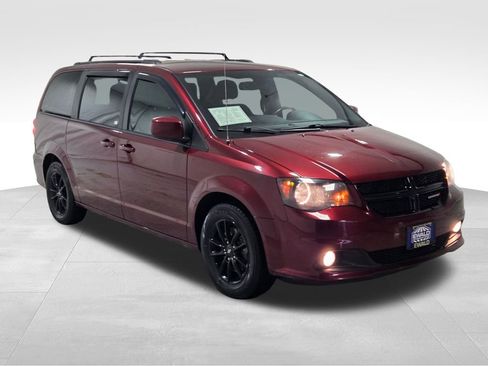 Used 2020 Dodge Grand Caravan SE image 12