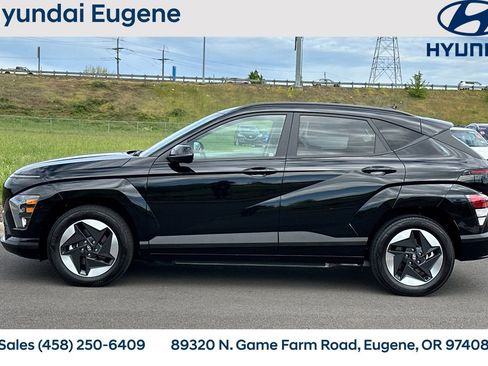 Used 2024 Hyundai Kona SEL FWD image 7