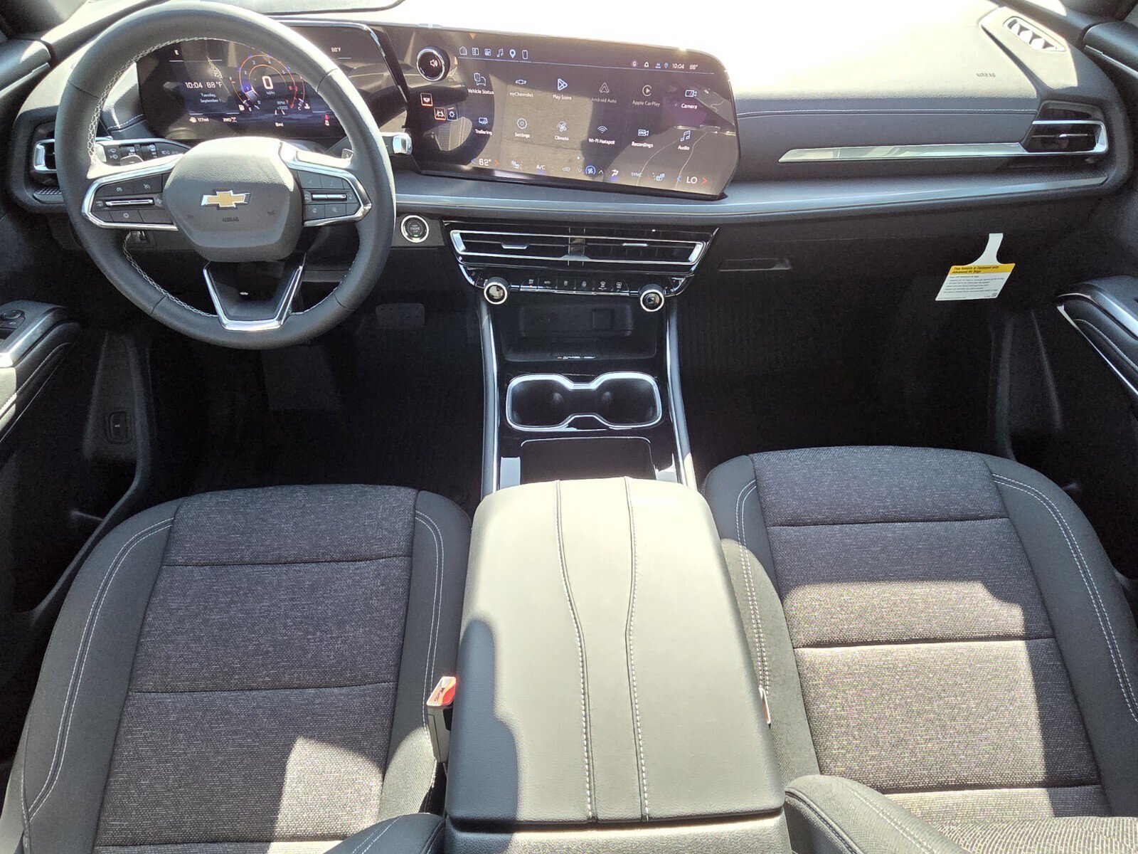 New 2027 Chevrolet Traverse LT w/ Driver Confidence Package FWD image 8