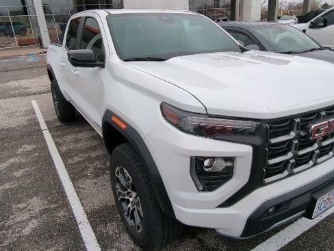 Used 2024 GMC Canyon AT4 w/ AT4 Premium Package image 2