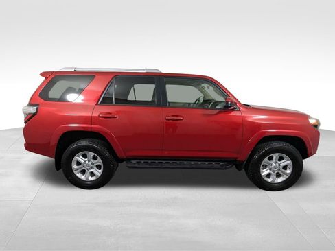 Used 2014 Toyota 4Runner SR5 AWD/4WD image 21