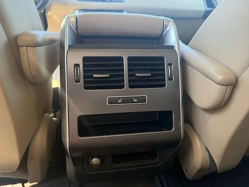 Used 2017 Land Rover Range Rover Sport SE AWD/4WD image 32