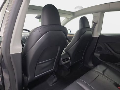 Used 2023 Tesla Model Y Long Range AWD/4WD image 12
