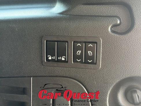 Used 2017 GMC Yukon XL Denali w/ Open Road Package AWD/4WD image 17