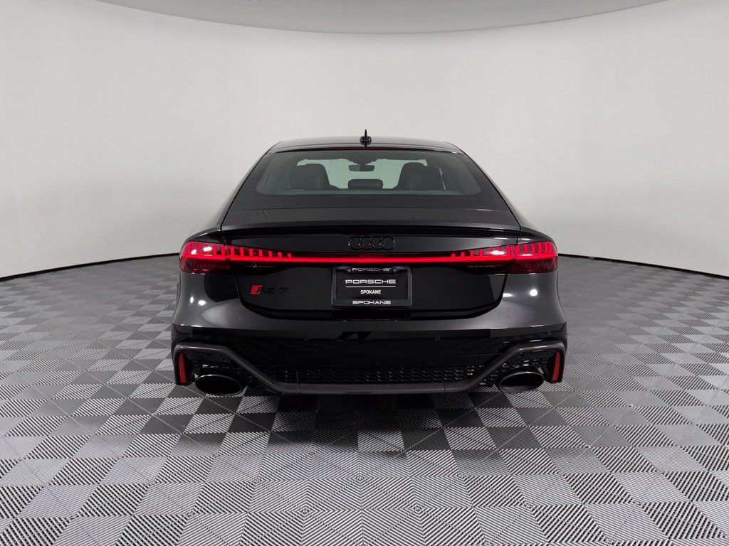 Used 2022 Audi RS 7 Sportback AWD/4WD image 7