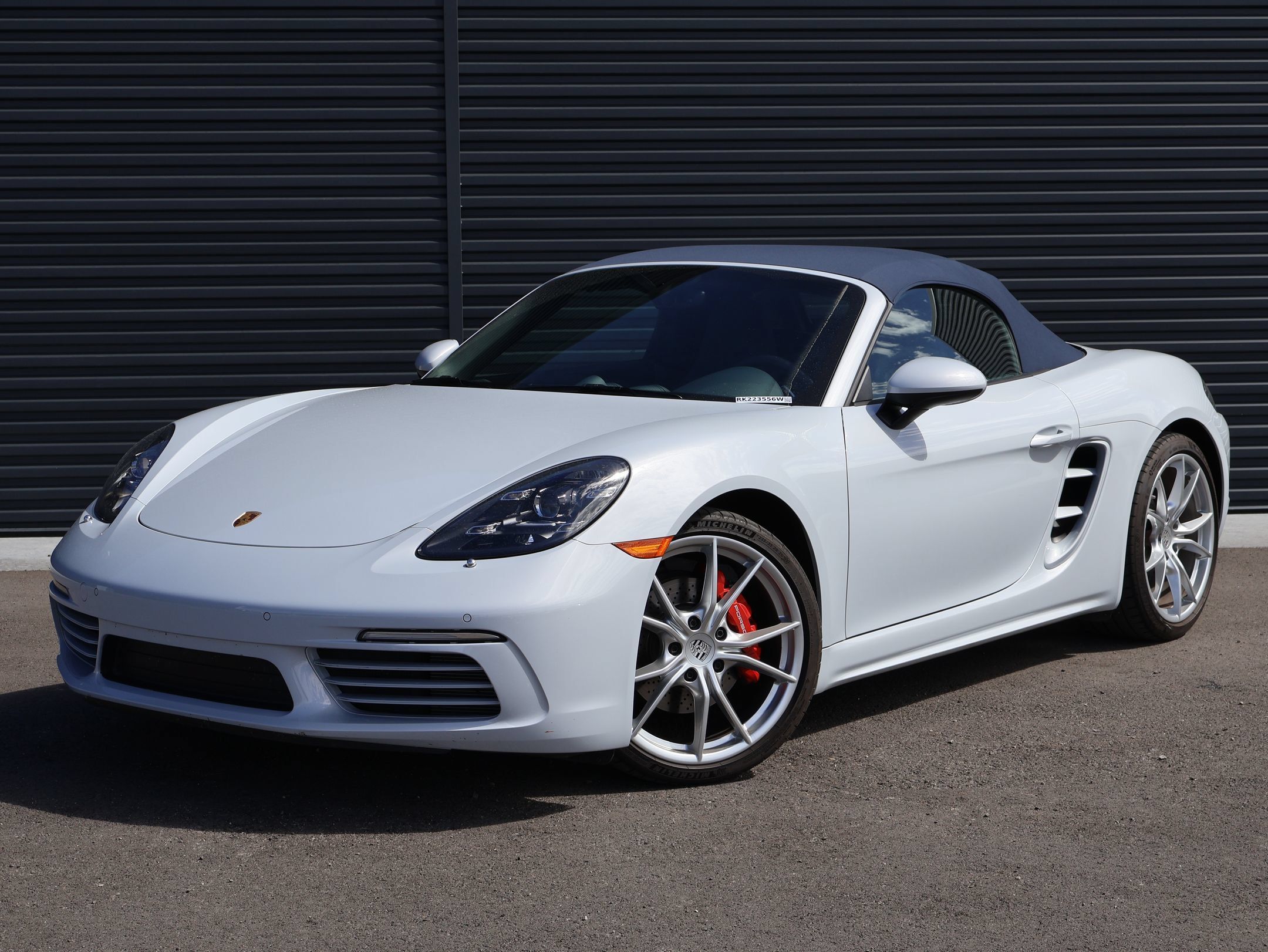 Certified 2024 Porsche 718 Boxster S RWD image 1