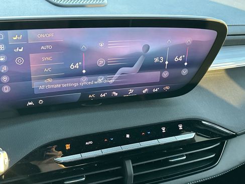 New 2026 Buick Enclave Preferred w/ Power Package image 19