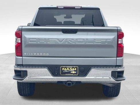 Used 2023 Chevrolet Silverado 1500 LT AWD/4WD image 4