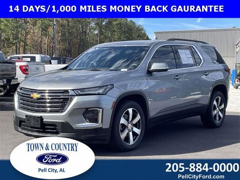 Used 2023 Chevrolet Traverse LT w/ LT Premium Package image 31