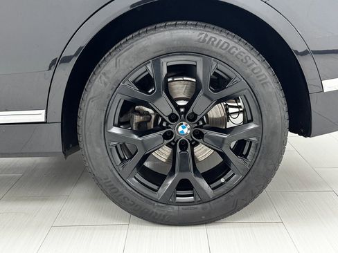 Used 2022 BMW X7 xDrive40i w/ Executive Package image 47