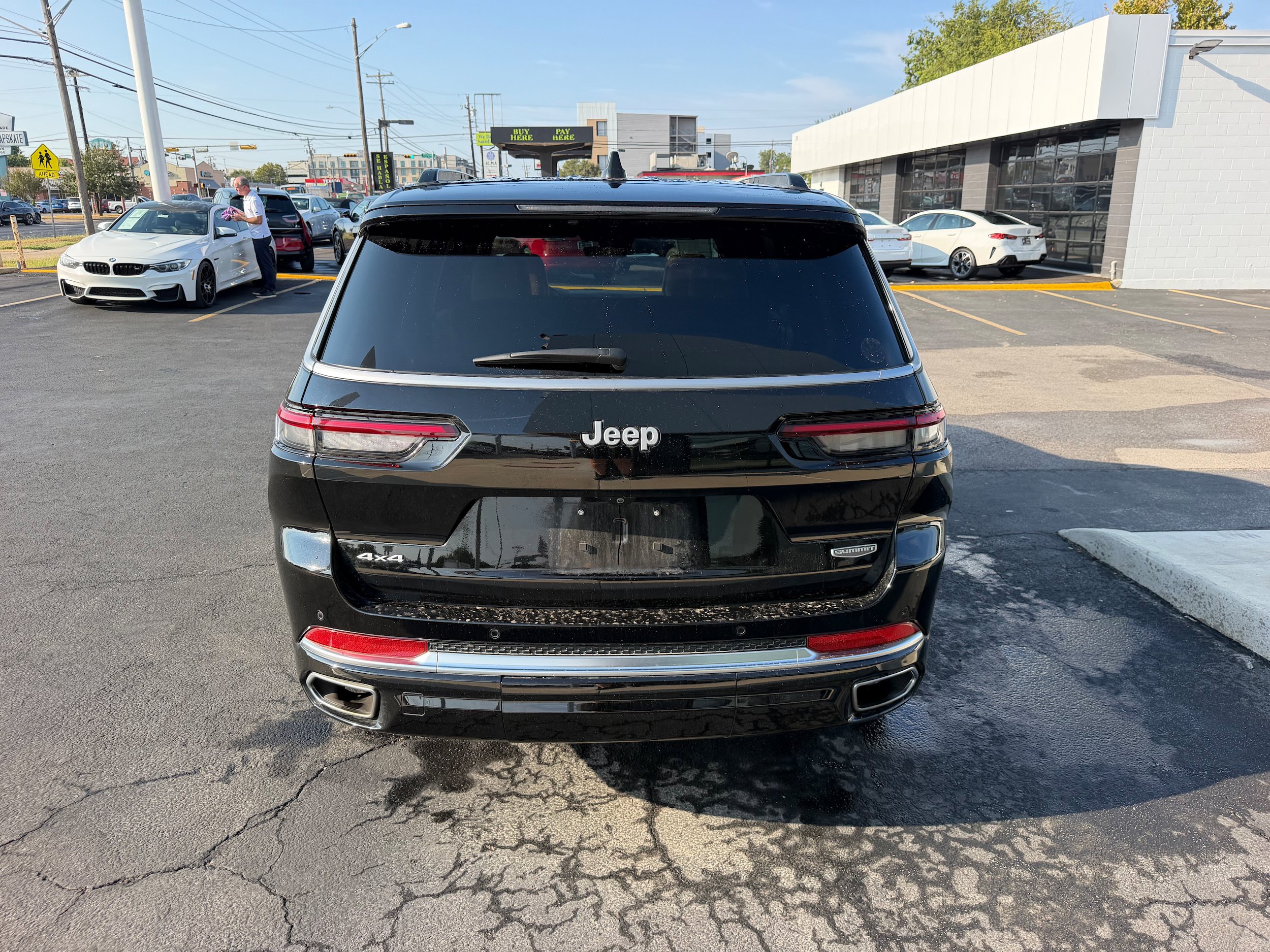Used 2025 Jeep Grand Cherokee L Summit w/ Luxury Tech Group V AWD/4WD image 5