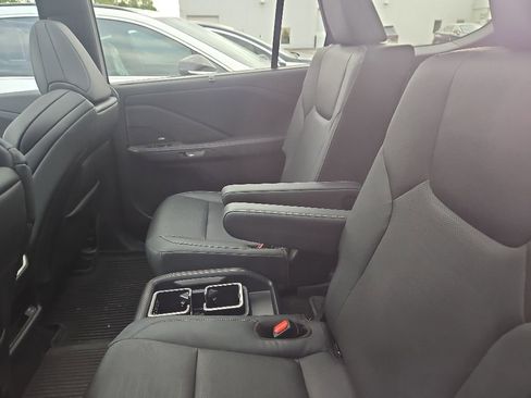 Used 2025 Lexus TX 350 AWD w/ Technology Package image 5