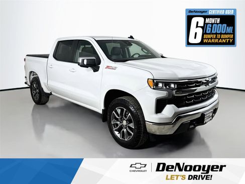 Used 2023 Chevrolet Silverado 1500 LT w/ Z71 Off-Road Package AWD/4WD image 1