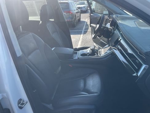 Used 2024 Audi Q7 Premium Plus image 30