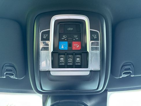 New 2026 RAM 3500 Limited AWD/4WD image 35