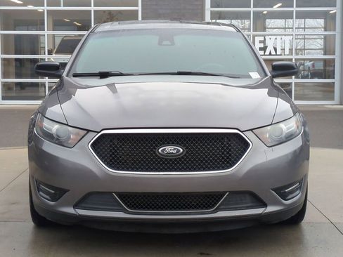 Used 2014 Ford Taurus SHO w/ Equipment Group 401A image 10