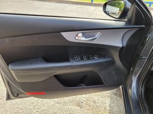 Used 2024 Kia Forte LXS FWD image 17