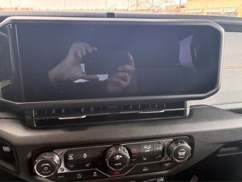 New 2026 Jeep Wrangler Willys AWD/4WD image 17