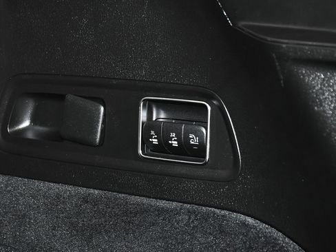 Used 2022 Mercedes-Benz GLS 450 4MATIC w/ AMG Line Exterior image 73