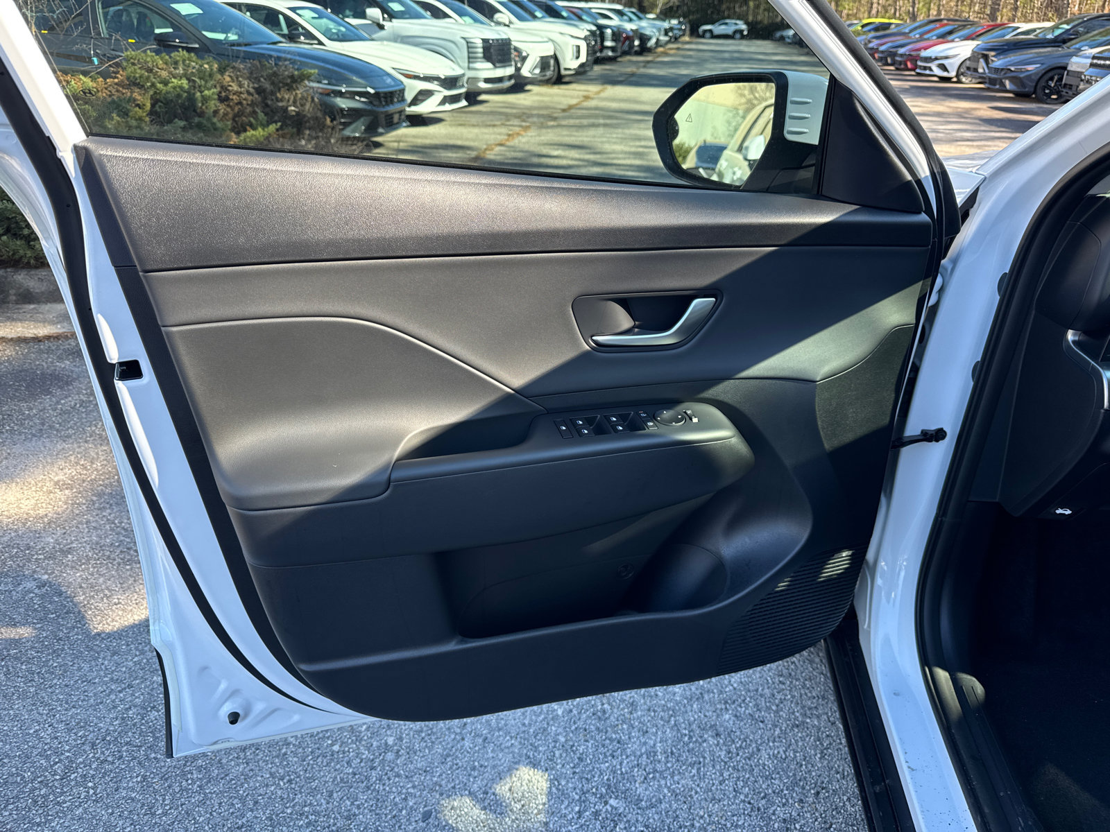 New 2026 Hyundai Kona Limited FWD image 11