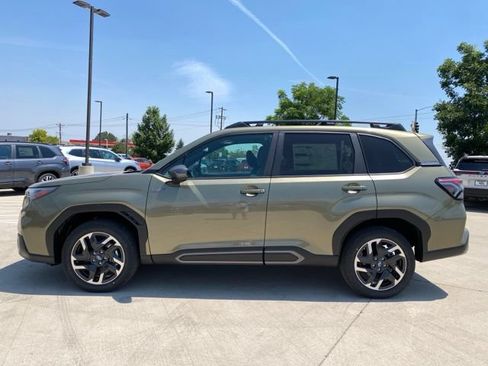 New 2026 Subaru Forester Touring AWD/4WD image 3
