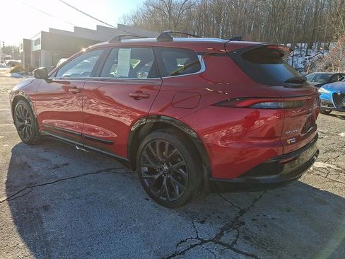 Used 2025 Toyota Crown Signia Limited w/ Advanced Technology Package image 4