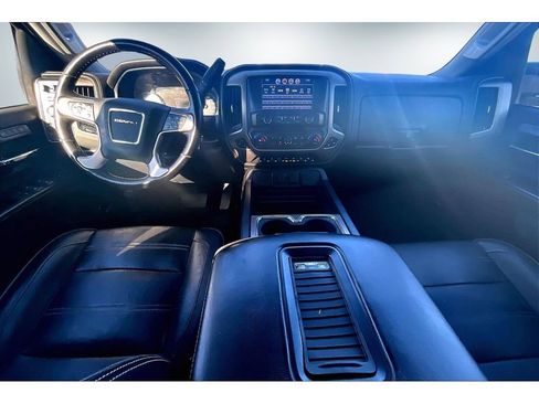 Used 2019 GMC Sierra 3500 Denali image 8