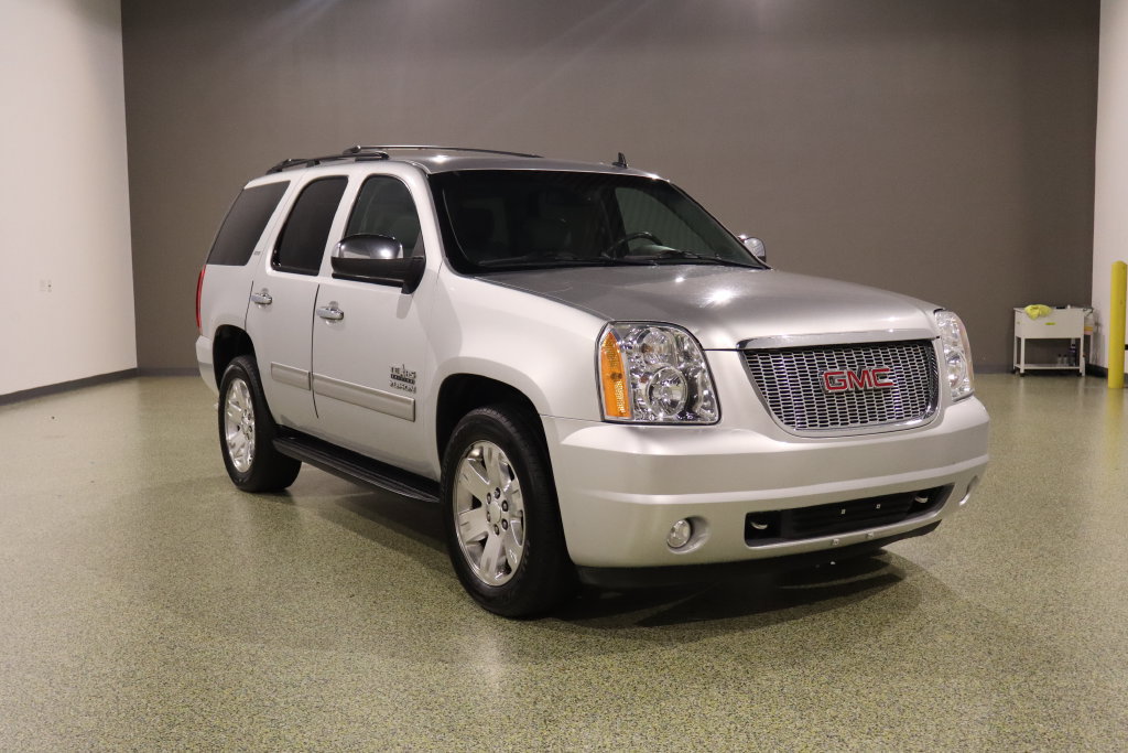 Used 2013 GMC Yukon SLT w/ Texas Edition RWD image 1