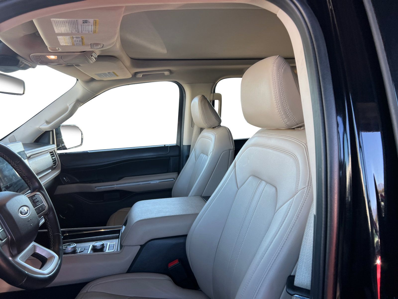 Used 2024 Ford Expedition Limited AWD/4WD image 10