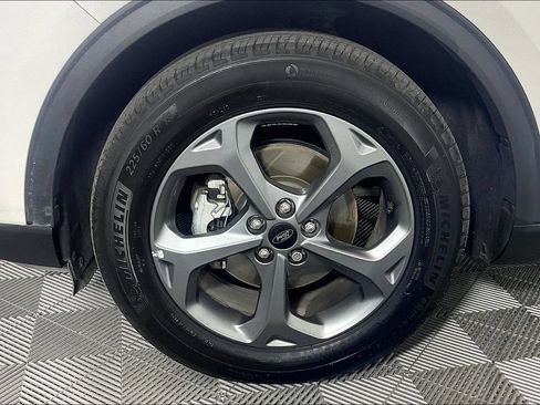 Used 2025 Ford Escape ST-Line w/ Tech Pack #1 FWD image 10